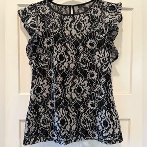 White House Black Market Lace Flutter Cap Sleeve Blouse Size 0 NWOT